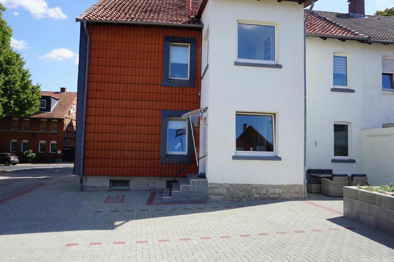 Aussergewoehnliche Dachgeschosswohnung Königslutter am Elm Exterior foto